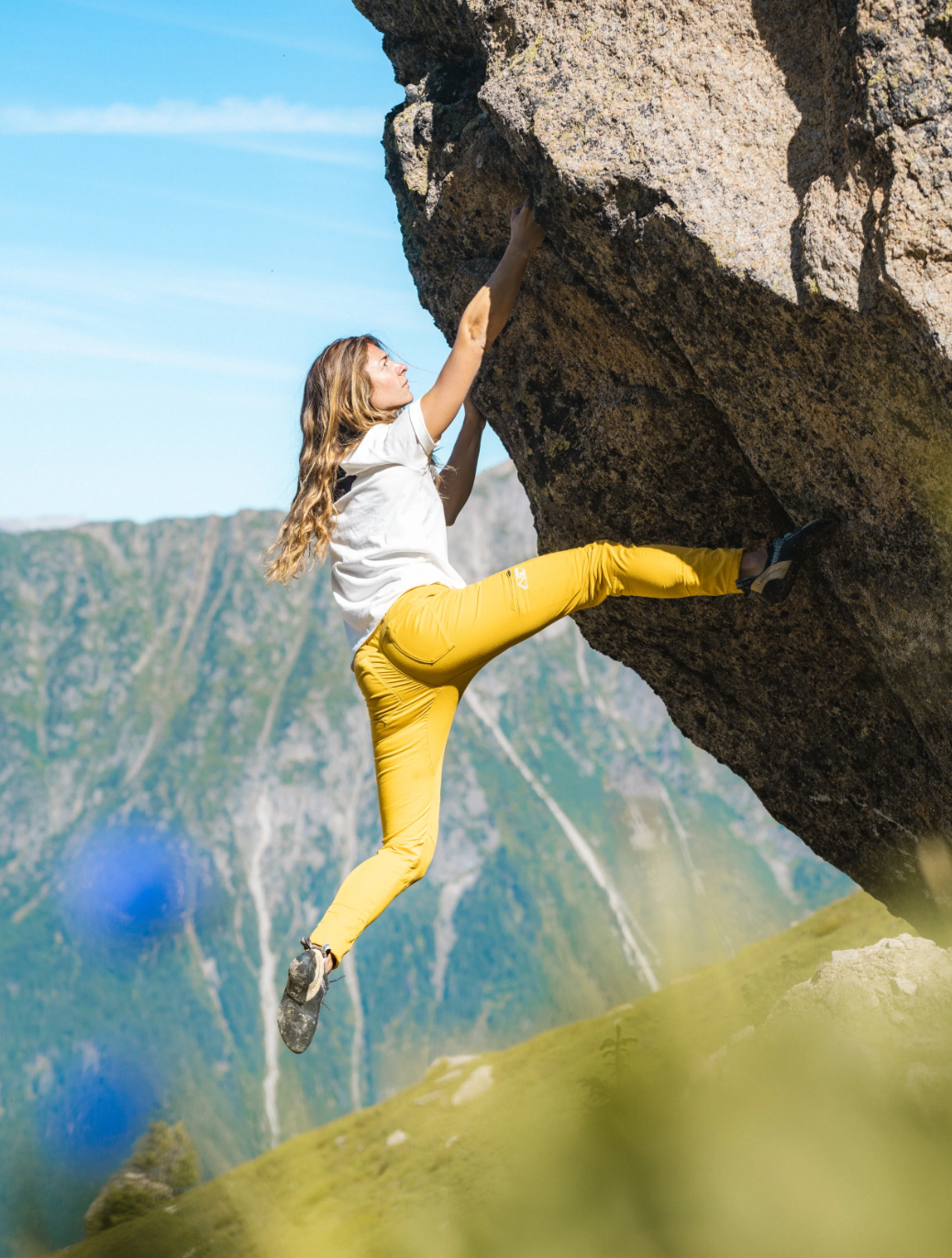 Laila Peak climbing pants - Calendula